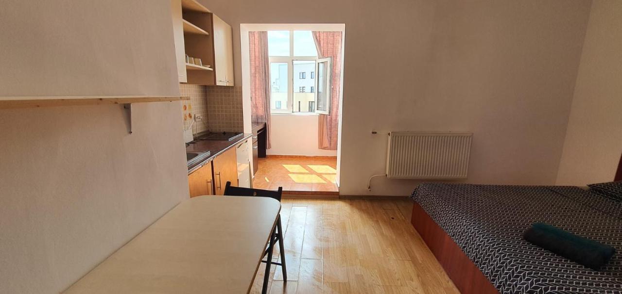 City Center Majestic Studio Apartman Bukarest Kültér fotó